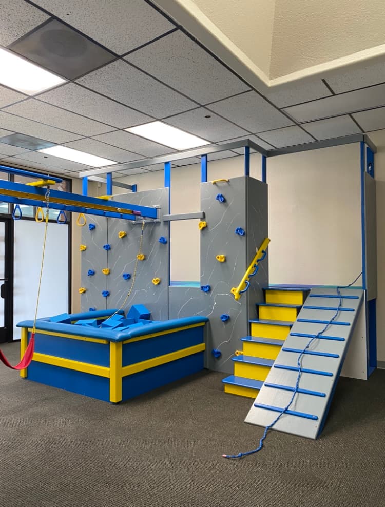 Modern Clinic Design